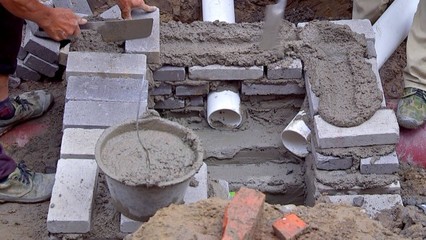 泰康二區(qū)、三區(qū)雨污分流改造工程 貫徹落實(shí)市黨代會(huì)精神，預(yù)計(jì)春節(jié)前完工